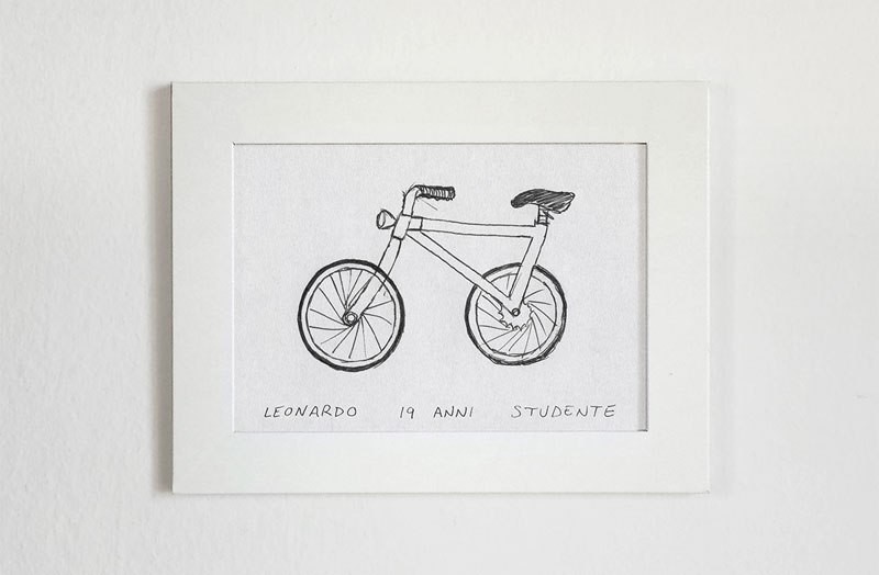 فنان يطلب من الناس أن يرسموا الدراجات الهوائية من ذاكرتهم ويجسد النتائج