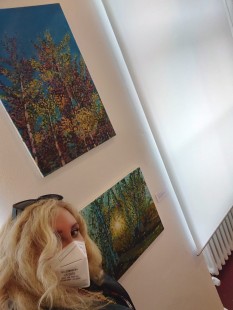 التشكيلية سناء عمار