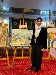 التشكيلية زينب دندش