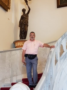 التشكيلي هشام طقش