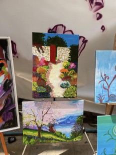 الرسامة الواعدة ميتسا عساف