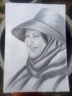 بورتريه هدية لانطوانيت فرحات