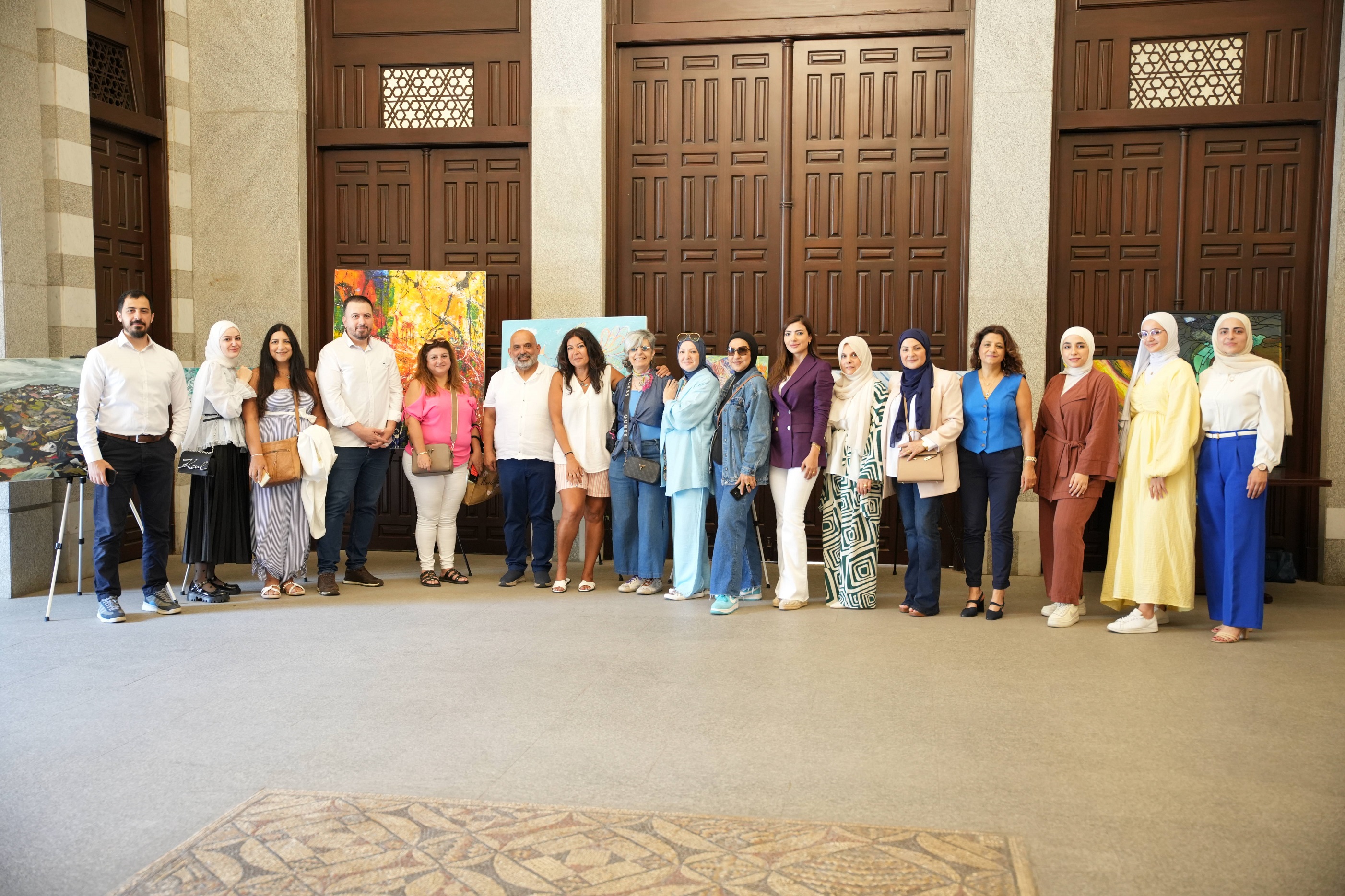 ملتقى الألوان في مؤتمر البيئة البحرية في السراي الحكومي 