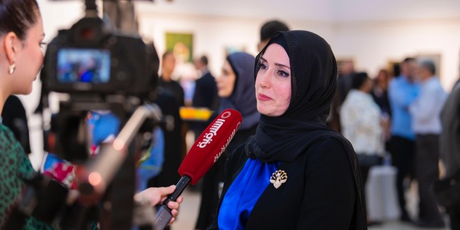 التشكيلية يسرى حبحاب في افتتاح معرضها منارة بيروت في بغداد