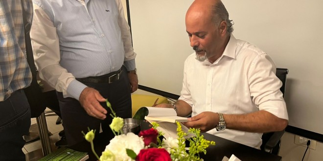 الشاعر عمر زيداني