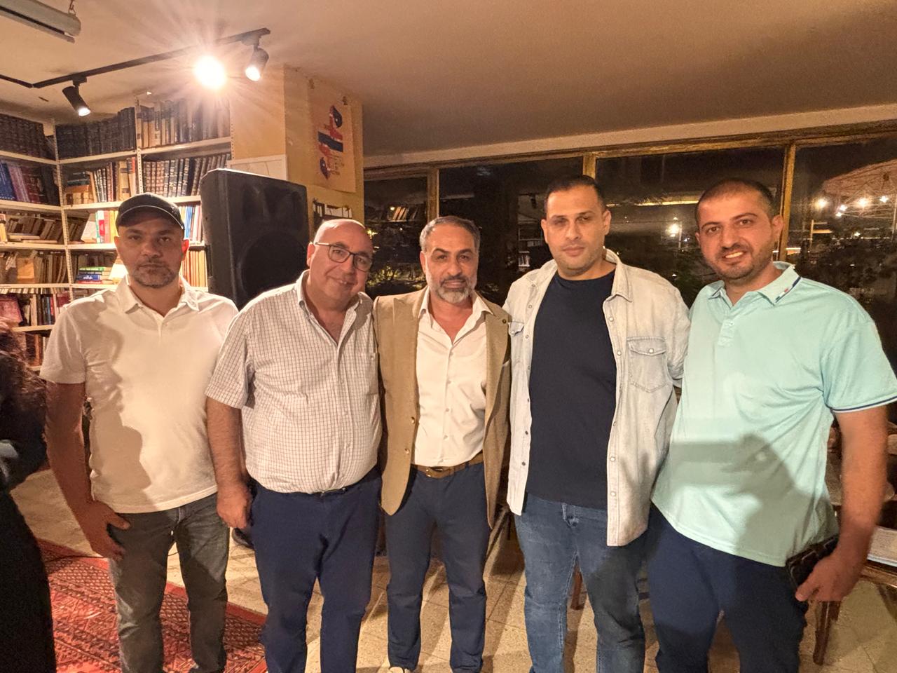 من اليمين الشعراء عباس شرف وعمران شحادة وأسامة شحرور ومارون أبو شقرا 