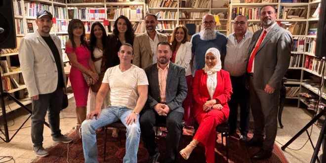 ملتقى الألوان الفني