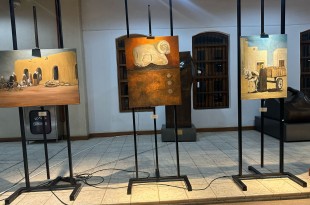 عضو ملتقى الألوان التشكيلية منى الغربللي