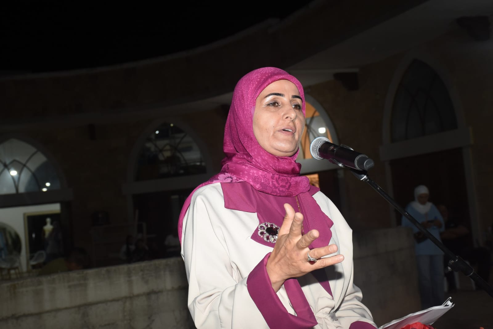 الشاعرة سوسن بحمد 