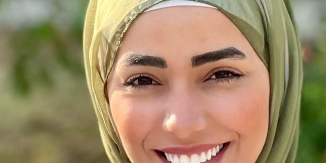 الشاعرة آلاء سيف الدين