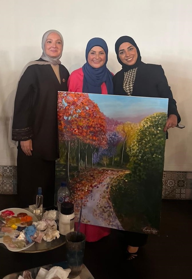 التشكيلية فدوى حمدان تقدم لوحة الى الشاعرة الاء سيف الدين