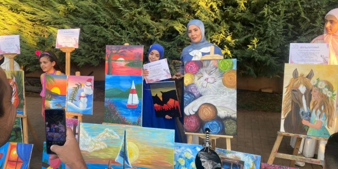 علي النهري تحتفي بريشة طلاب L’atelier des couleurs"