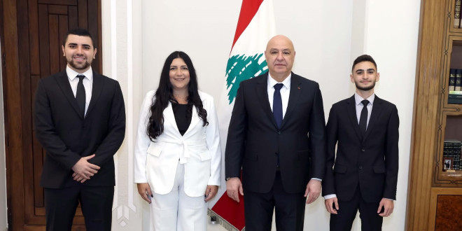 الفنانة التشكيلية بسكال مسعود تزور فخامة رئيس الجمهورية اللبنانية وتطلق مبادرتها "الإبداع مسؤولية