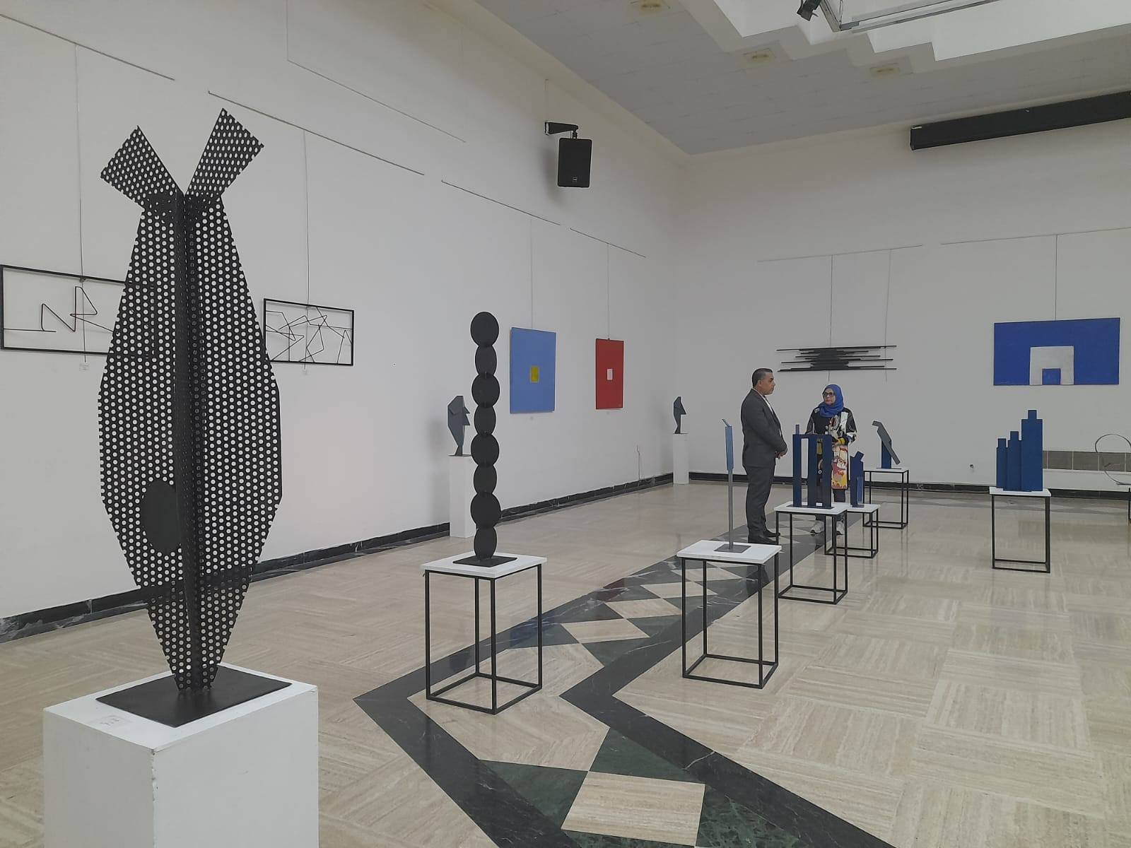 التشكيلي ناظم مزهر 