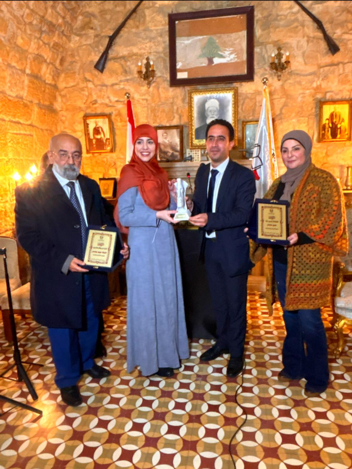 التشكيلية فدوى حمدان 