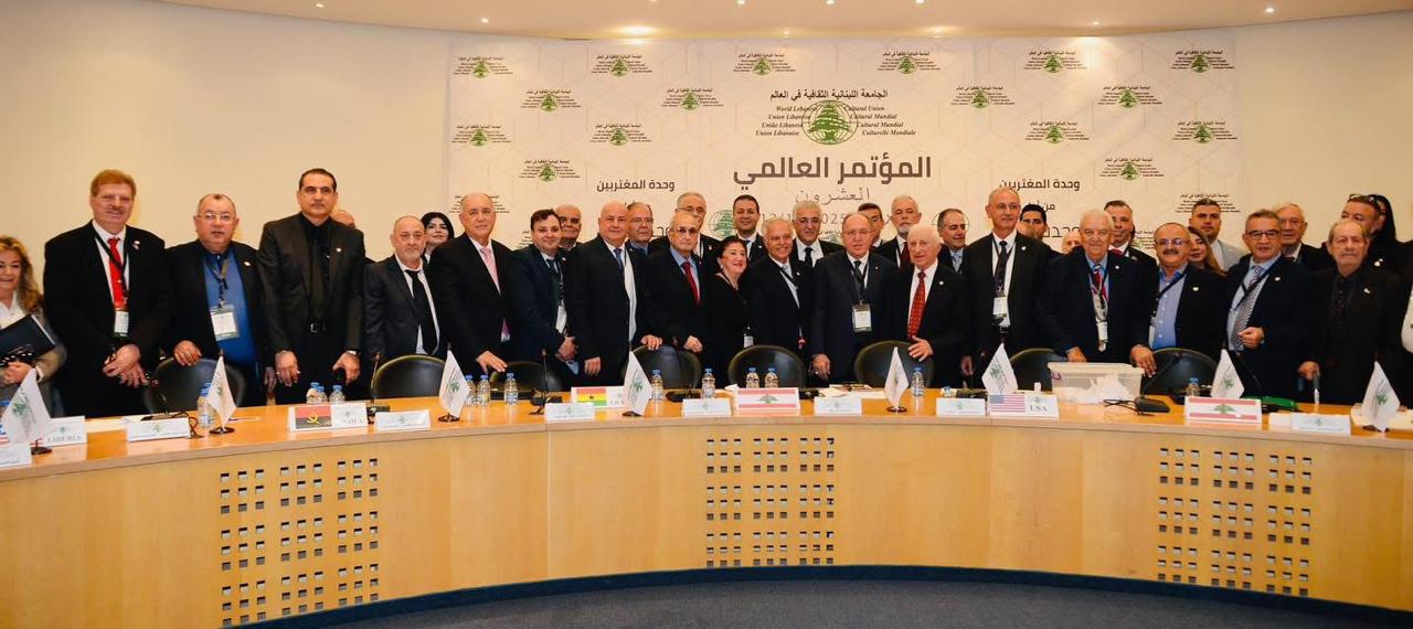 الأستاذ حسين موسى