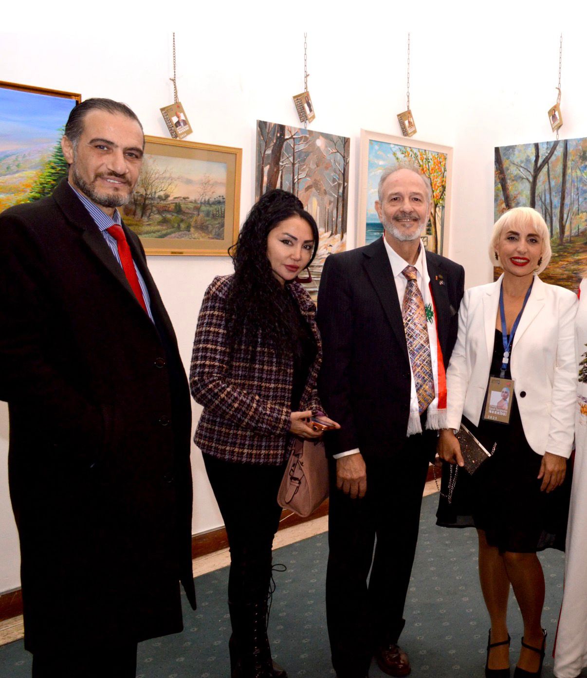 التشكيلية اللبنانية ناهد حنون 