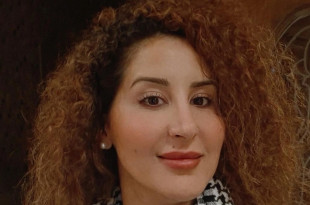 الشاعرة رنا الحاج شحادة