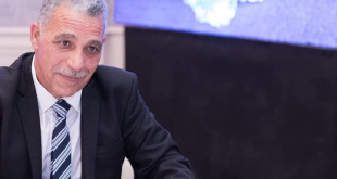 الشاعر عبدالكريم الخالقي