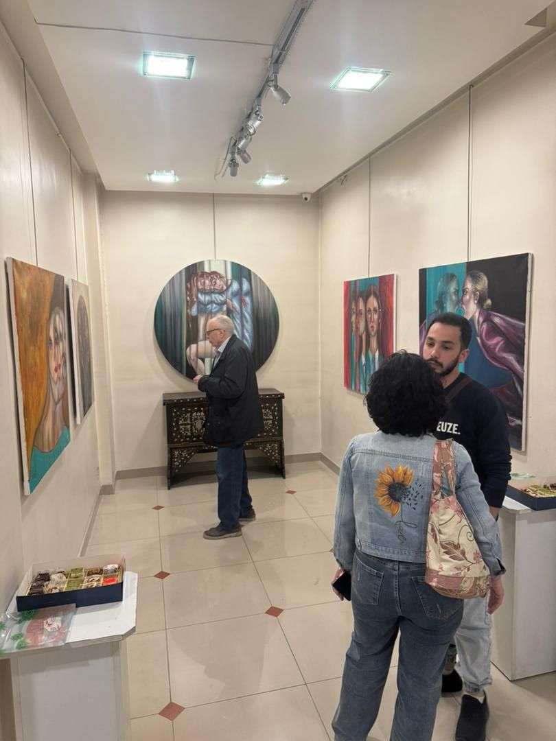 الفنانة التشكيلية رايا بشار الريس
