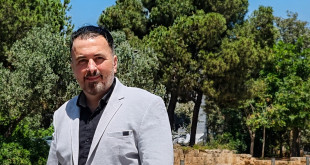 الفنان محمد عفيف علوش