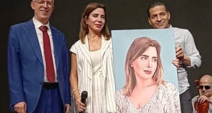 نبيه نصار يقدم لوحة بورتريه للإعلامية وفاء عاصي ضمن معرض بيروت العربي الدولي للكتاب